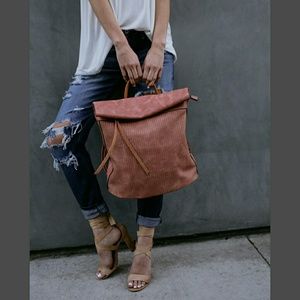 🚨 It Bag - Vegan Leather Roll Top Backpack- Blush